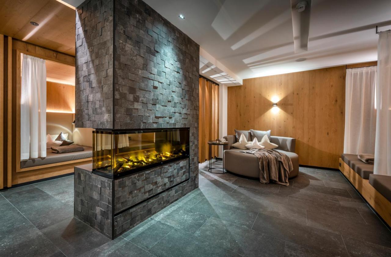 Hotel Auenhof レッヒ エクステリア 写真