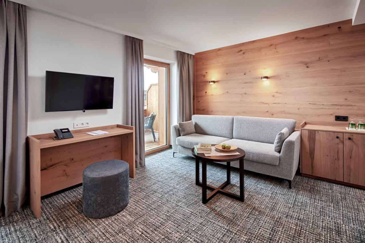 Hotel Auenhof レッヒ エクステリア 写真