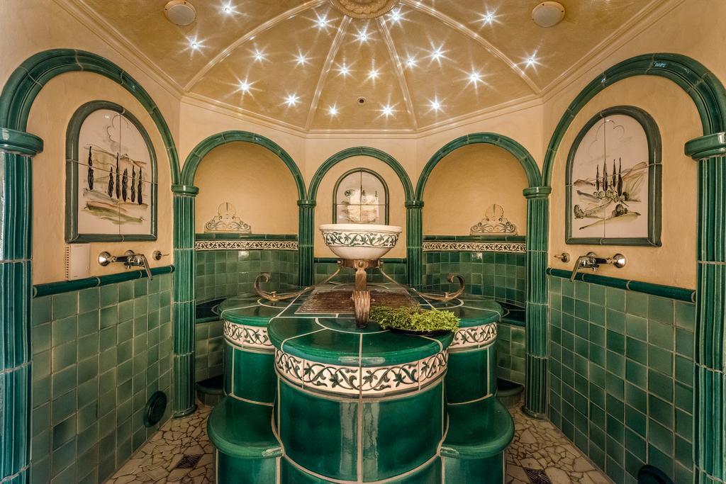 Hotel Auenhof レッヒ エクステリア 写真